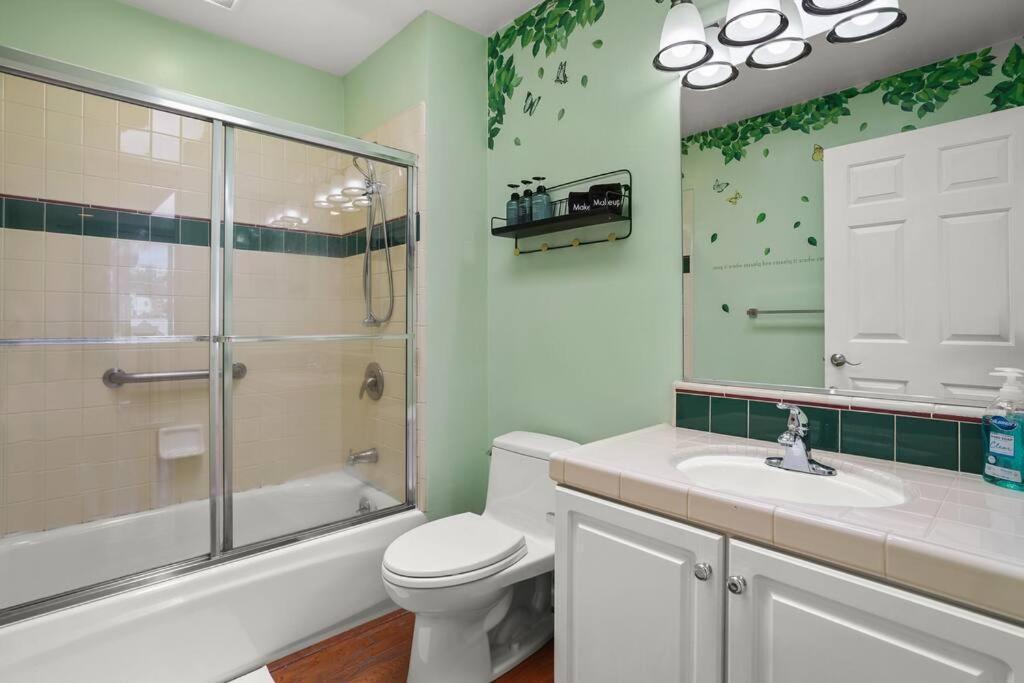 Beautiful Spacious House 2br / 4br In Silver Terrace San Francisco
